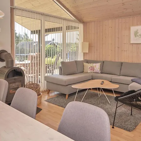 Awesome In With 3 Bedrooms, Sauna And Wifi